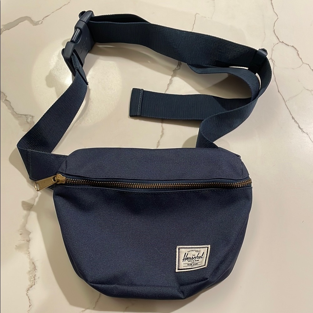 Herschel Supply Company Navy Blue Men's Bag